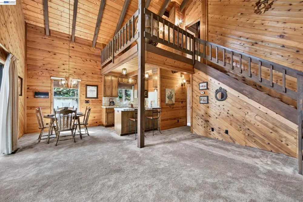 12057 Bennett Flat Rd Truckee, CA 96161