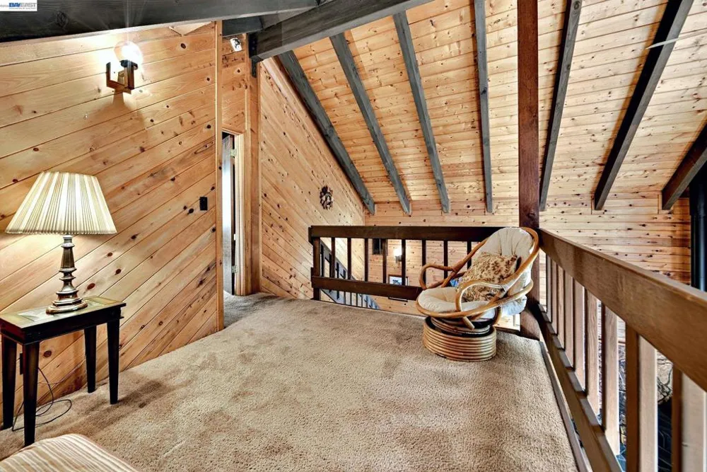 12057 Bennett Flat Rd Truckee, CA 96161