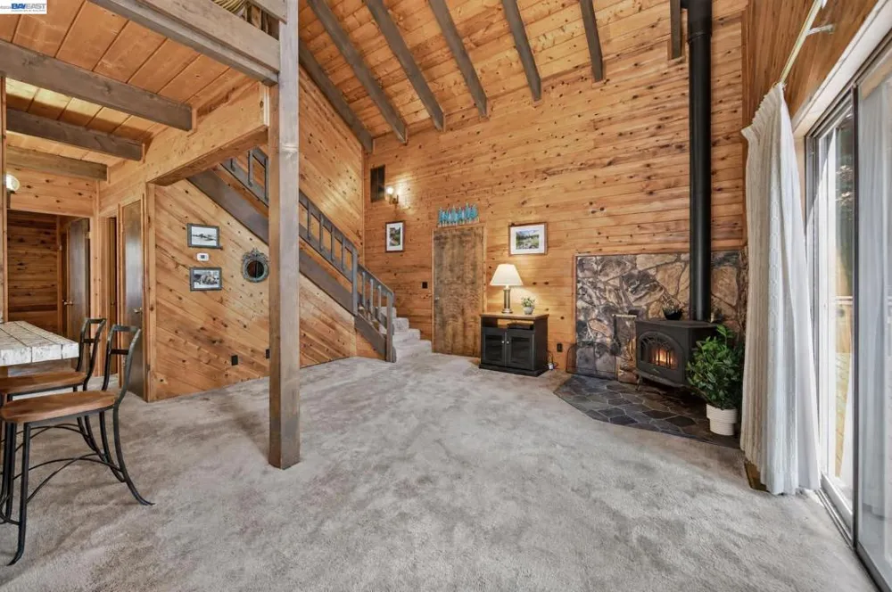 12057 Bennett Flat Rd Truckee, CA 96161