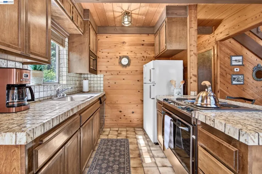 12057 Bennett Flat Rd Truckee, CA 96161