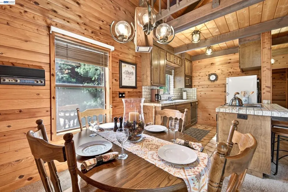 12057 Bennett Flat Rd Truckee, CA 96161