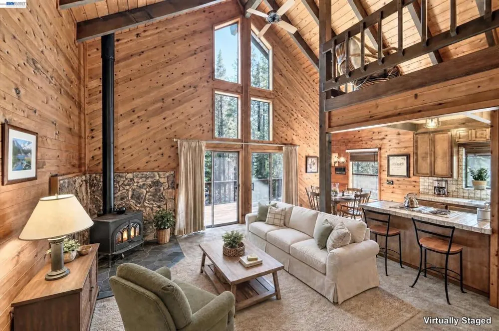 12057 Bennett Flat Rd Truckee, CA 96161