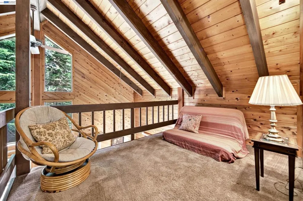 12057 Bennett Flat Rd Truckee, CA 96161