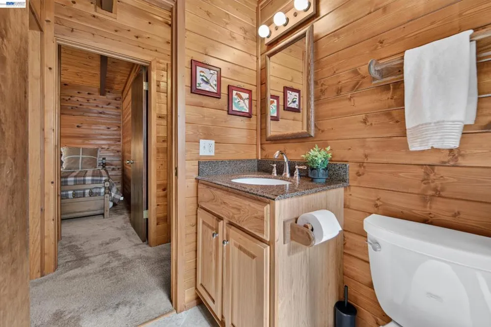 12057 Bennett Flat Rd Truckee, CA 96161