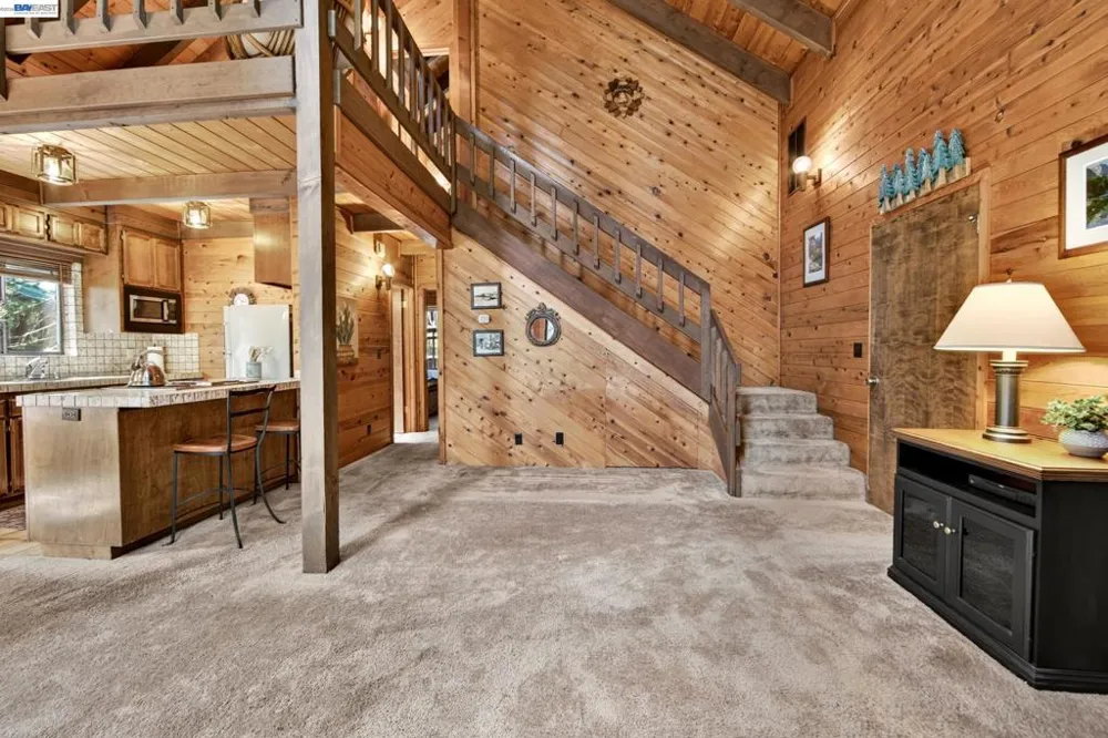 12057 Bennett Flat Rd Truckee, CA 96161