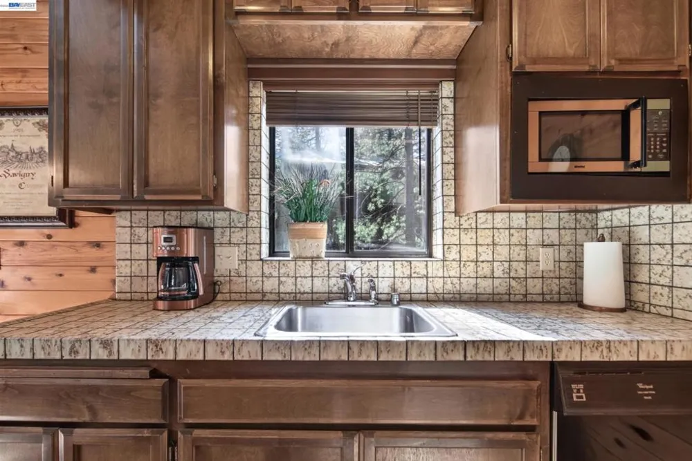 12057 Bennett Flat Rd Truckee, CA 96161