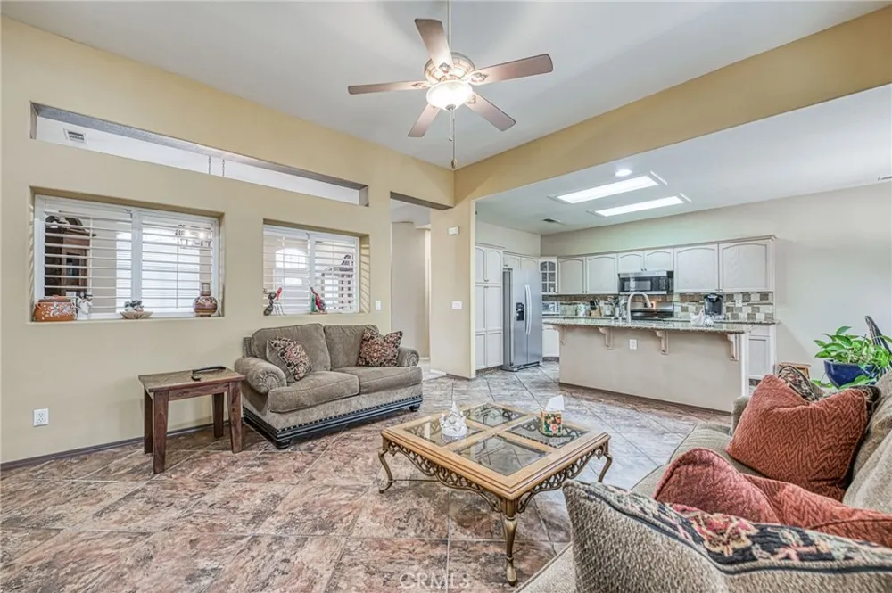 10588 E Fieldstone Avenue Clovis, CA 93619