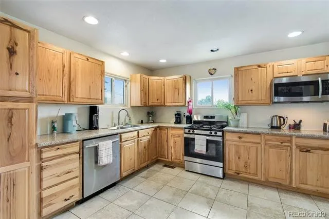 8090 Quebec Street Commerce City, CO 80022