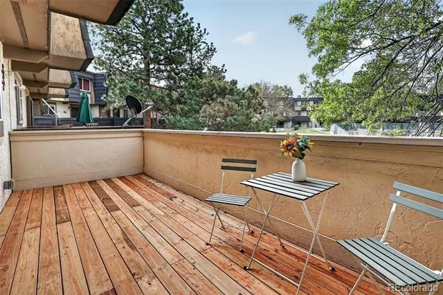 6870 S Broadway Centennial, CO 80122