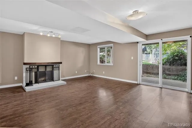 6870 S Broadway Centennial, CO 80122