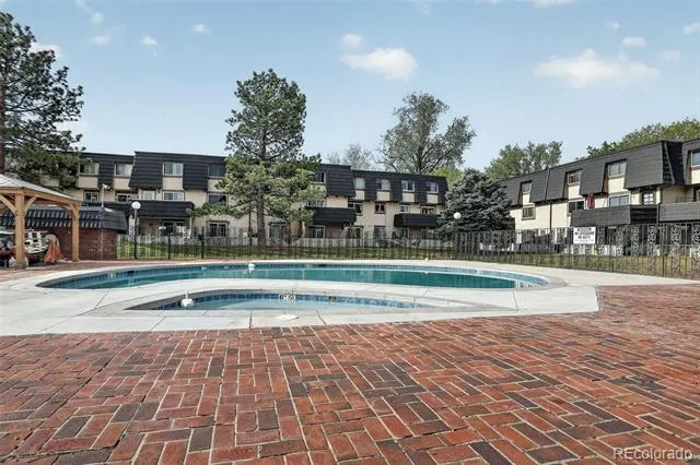 6870 S Broadway Centennial, CO 80122