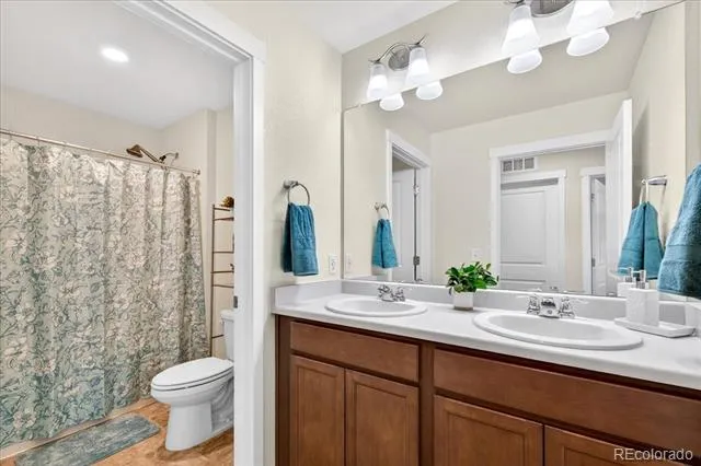 172 Fox Street Bennett, CO 80102