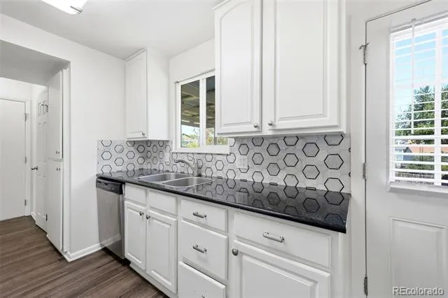 4221 S Quintero Way Aurora, CO 80013