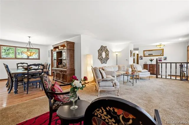 6323 Pike Circle Larkspur, CO 80118