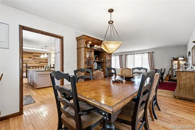 6323 Pike Circle Larkspur, CO 80118