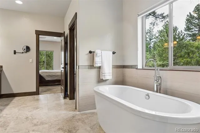 1240 Hoosier Drive Larkspur, CO 80118