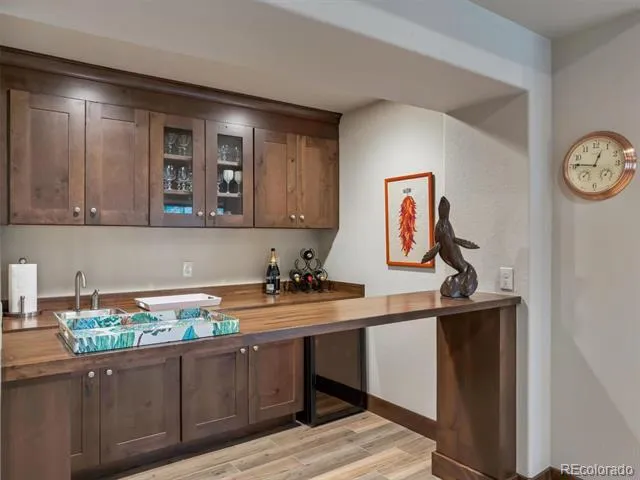 1240 Hoosier Drive Larkspur, CO 80118