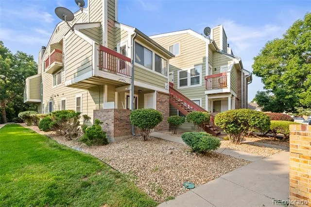932 S Dearborn Way #11 Aurora, CO 80012