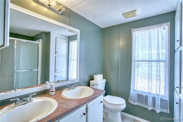 17701 County Road 38 Platteville, CO 80651