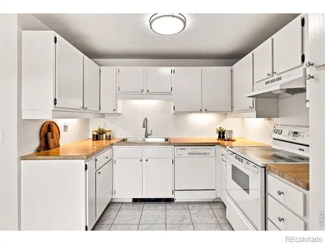 3420 Cripple Creek Square Boulder, CO 80305