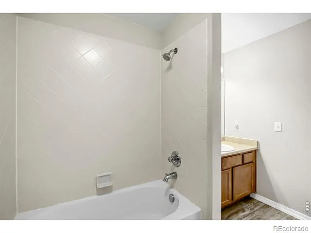 804 Summer Hawk Drive #5207 Longmont, CO 80504