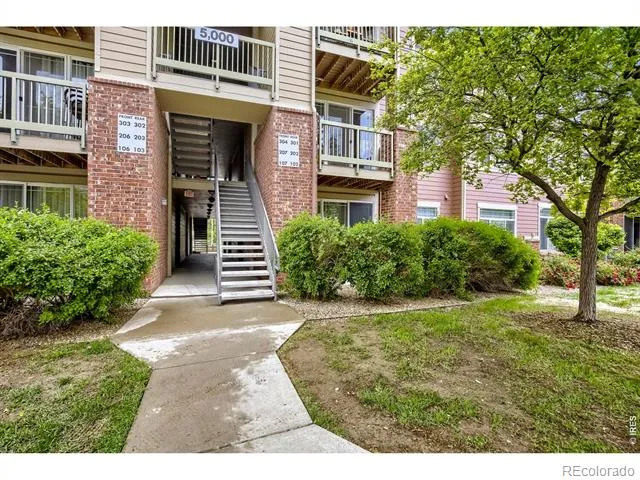 804 Summer Hawk Drive #5207 Longmont, CO 80504