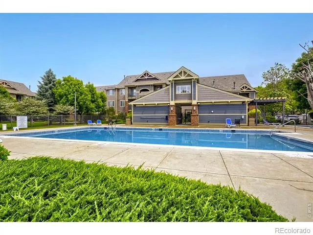 804 Summer Hawk Drive #5207 Longmont, CO 80504