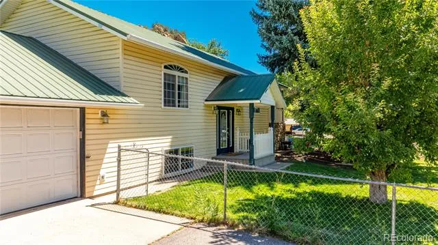 230 7th Street New Castle, CO 81647