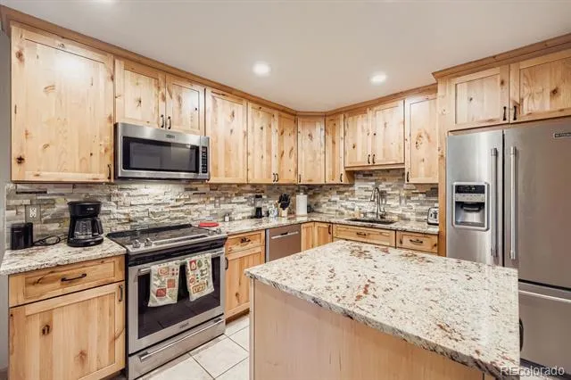 323 Twenty Grand Drive Silverthorne, CO 80498