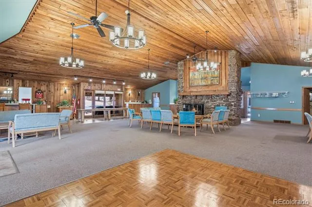 8 Walter Way Broomfield, CO 80020