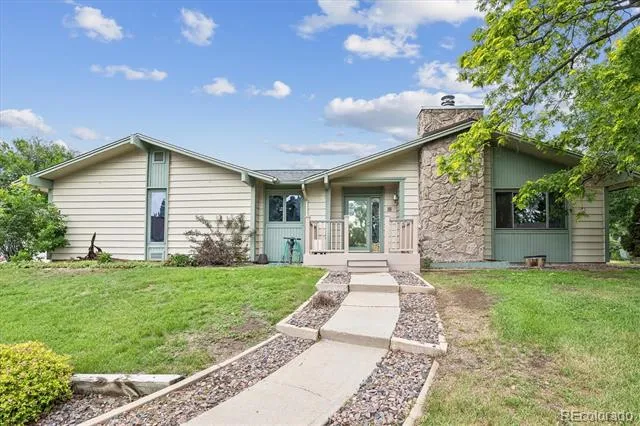 8 Walter Way Broomfield, CO 80020