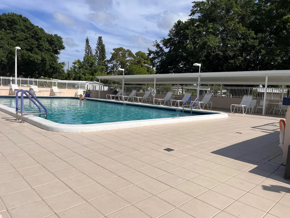 4441 S BEVERLEE COURT E #180 Boynton Beach, FL 33436