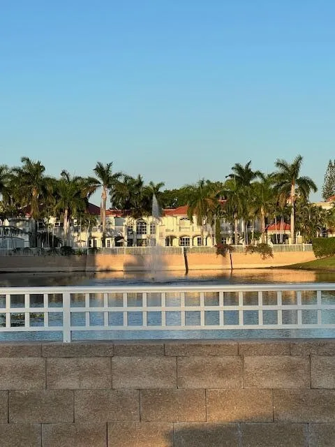 11015 Legacy Lane #101 Palm Beach Gardens, FL 33410
