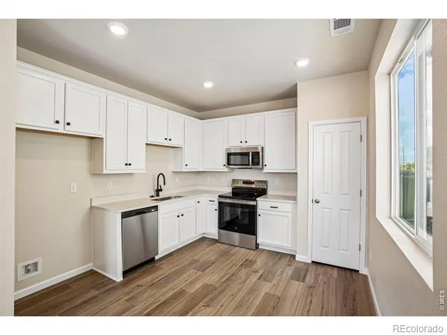1478 Coral Place Longmont, CO 80504