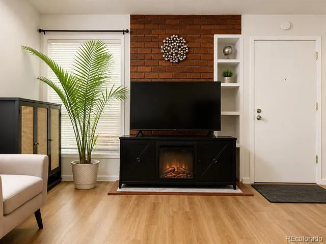 7373 W Florida Avenue #15B Denver, CO 80232