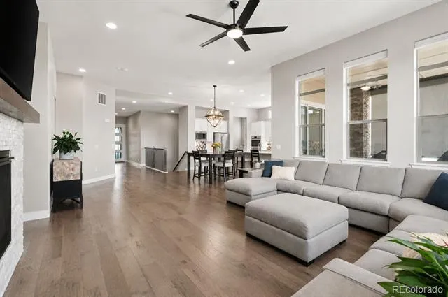 3271 Beckwith Run Broomfield, CO 80023