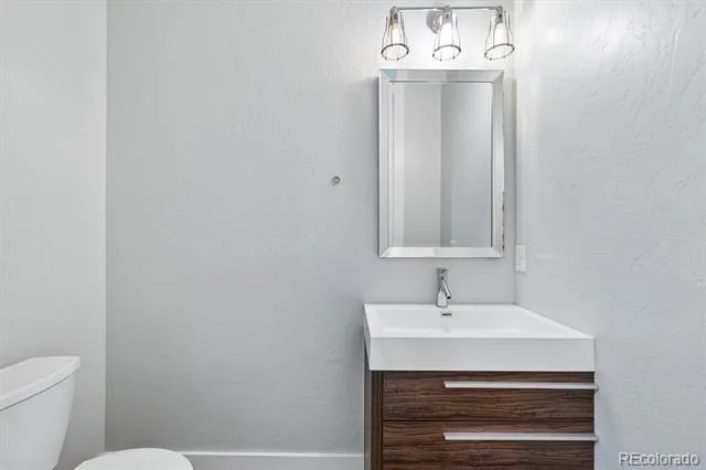 2259 S High Street Denver, CO 80210