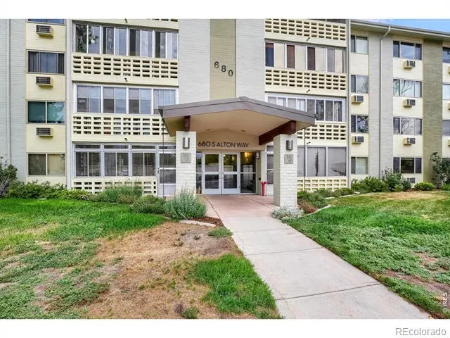 680 S Alton Way #1B Denver, CO 80247
