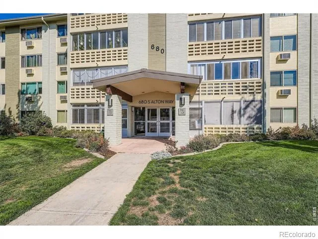 680 S Alton Way #1B Denver, CO 80247