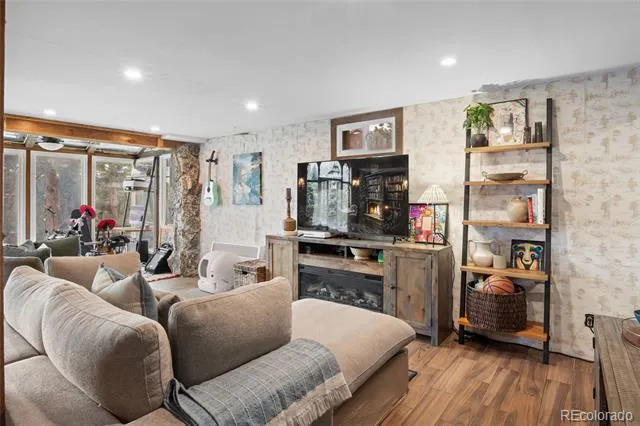 9759 Fallen Rock Road Conifer, CO 80433