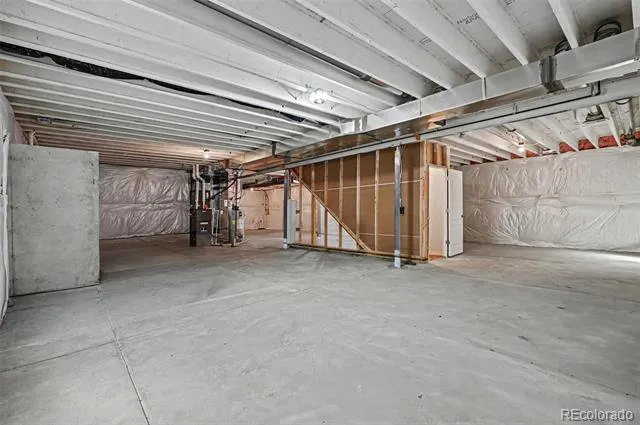 8777 Ginkgo Loop Parker, CO 80134
