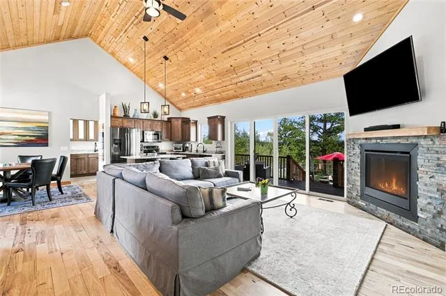 168 Spade Place Jefferson, CO 80456