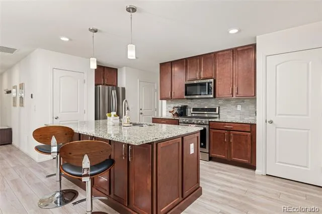 4633 Bend Way Longmont, CO 80504