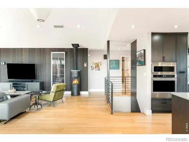 316 Pine Tree Lane Boulder, CO 80304