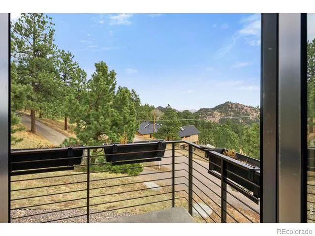 316 Pine Tree Lane Boulder, CO 80304