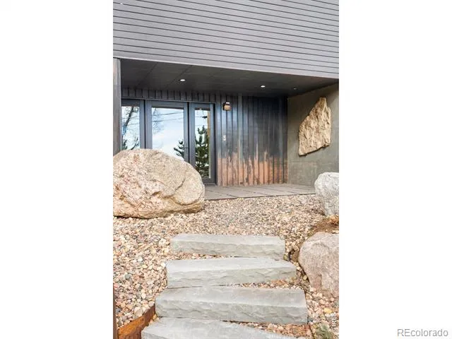 316 Pine Tree Lane Boulder, CO 80304