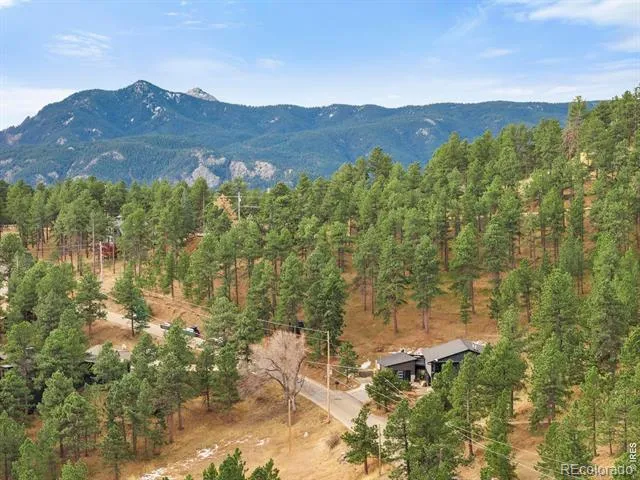 316 Pine Tree Lane Boulder, CO 80304