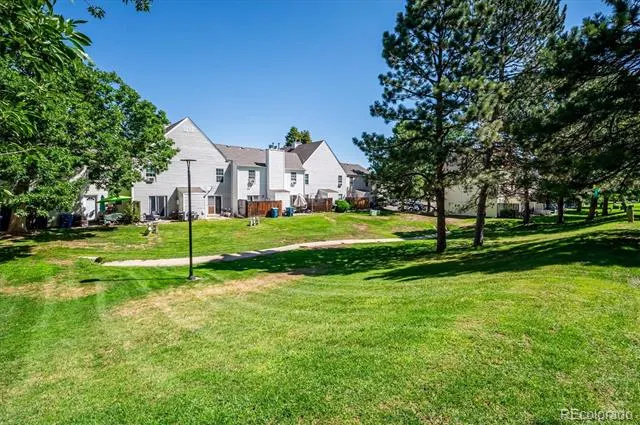 8964 W Dartmouth Place Denver, CO 80227