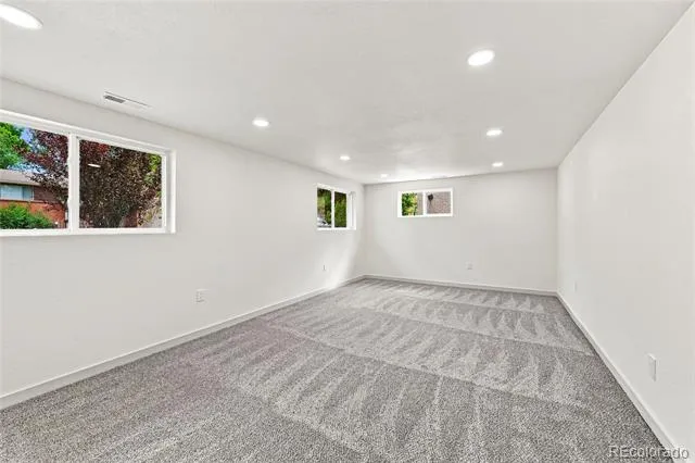 9522 W 64th Place Arvada, CO 80004