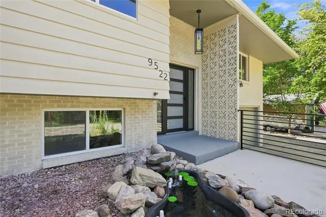 9522 W 64th Place Arvada, CO 80004